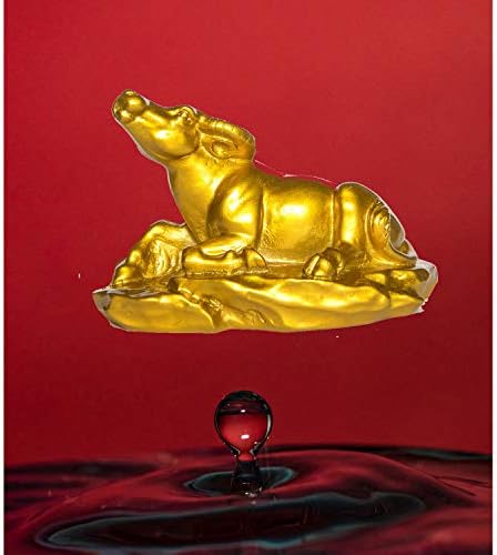 CIFIBIFUN Fengshui Resin Cow Statue Bull Figurine Golden Table Decor