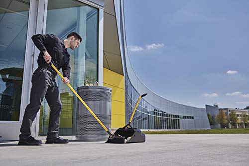Rubbermaid Maximizer Push-to-Center Broom 18 Wide Black 1
